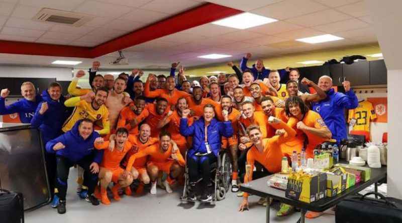 Huấn luyện viên Van Gaal sống lạc quan với ung thư, quyết tâm vô địch World Cup